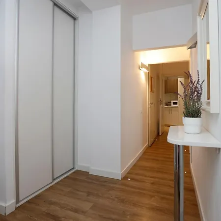 Victoriei Two Bedroom شقة *