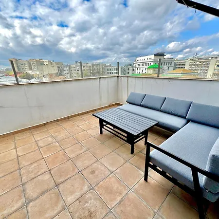 Victoriei Two Bedroom شقة *
