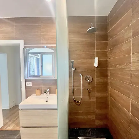 Victoriei Two Bedroom *