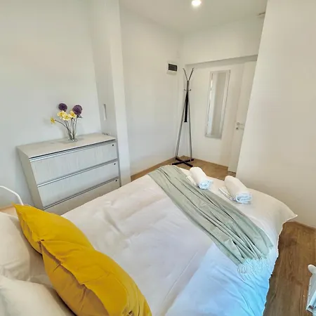 Victoriei Two Bedroom Appartement Boekarest