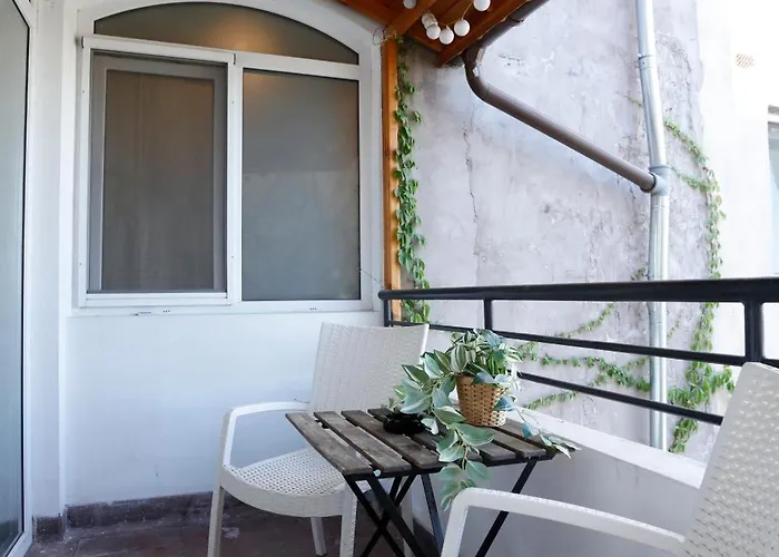 Victoriei Two Bedroom *