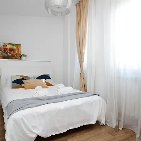 Victoriei Two Bedroom Apartament