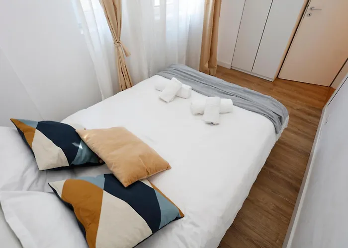 Victoriei Two Bedroom * Bukarest